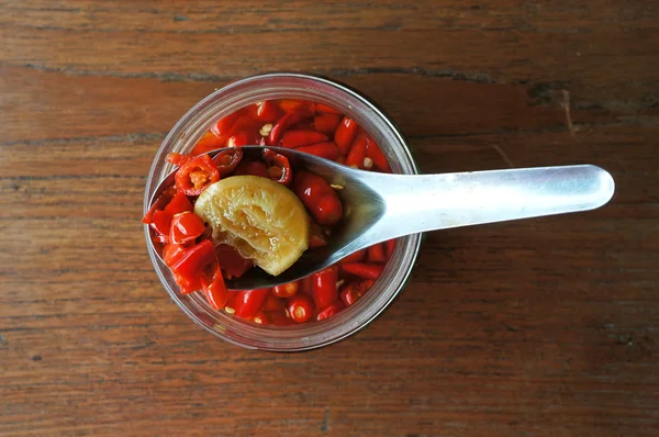 Salsa de pescado Tailandia en una taza — Foto de Stock