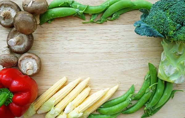Kolorowe ramki warzyw, koncepcja zdrowej żywności. — Zdjęcie stockowe