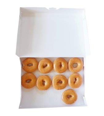 taze çörek üzerinde beyaz izole kutu