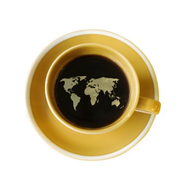Dünya Haritası üzerinde taze espresso fincan izole.