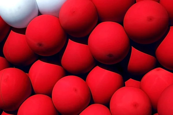 Czerwone balony — Zdjęcie stockowe