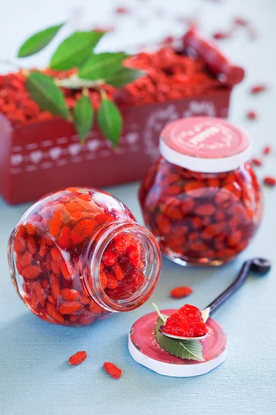 Goji berry jam vanilya ve seçici odak — Stok fotoğraf