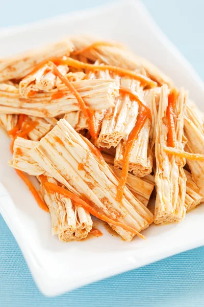 Spicy tofu skin and carrots salad — Stock Photo, Image