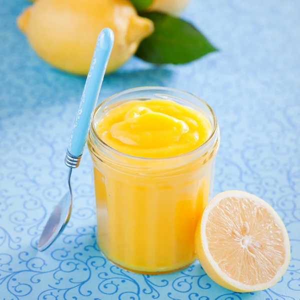 Homemade lemon curd in glass jar — Stock Photo, Image