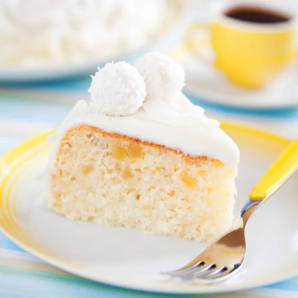 Kuchen mit Ananas — Stockfoto