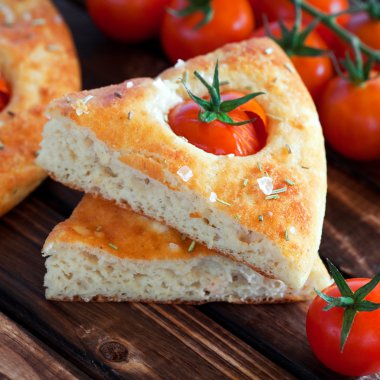 Focaccia domates ile