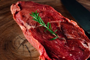 Lezzetli kırmızı et hazır ve kaliteli.