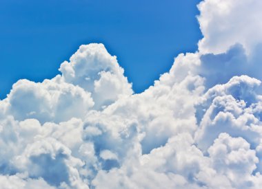 Fondo de cielo-nubes.