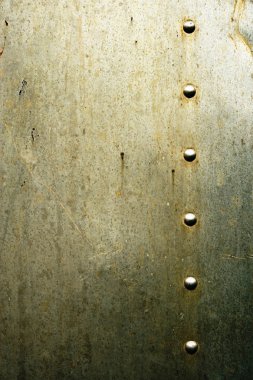 kirli metal dokulu ve perçin çivileri