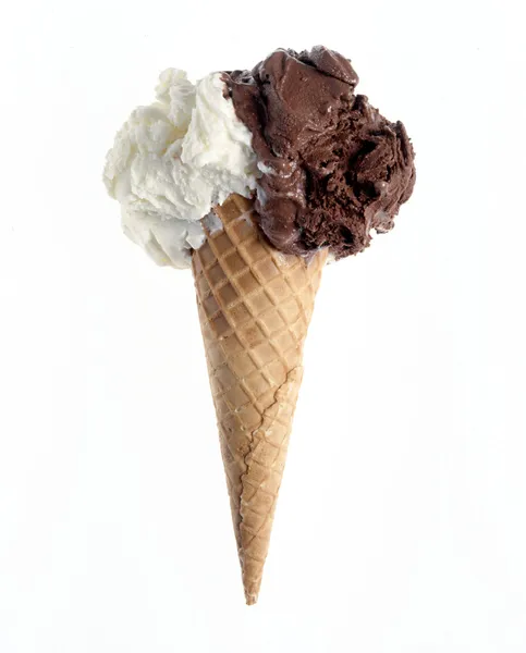 Vanilyalı ve çikolatalı dondurma.