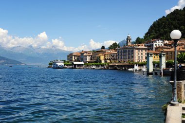 코 모 호수에서 벨라 지 오의 아름 다운 보기