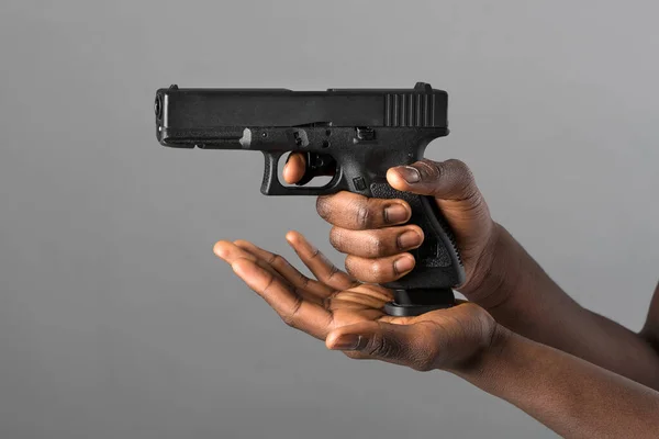 Hands Black Man Closing Magazine Loaded Ammunition Pistol Aim Position — стоковое фото