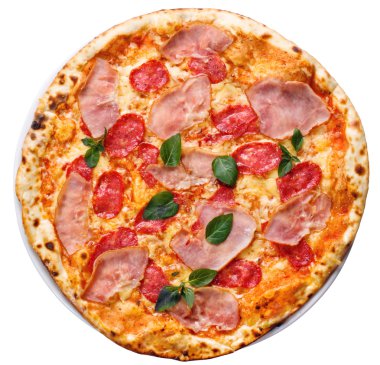 Pizza jambon, domates ve yeşillik ile yuvarlak