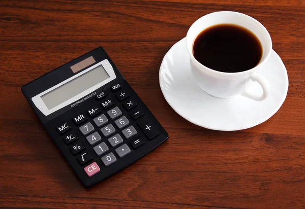 Calculadora e cofee — Fotografia de Stock