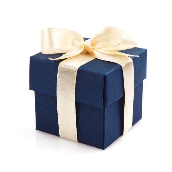 Enkele donkere blauwe geschenkdoos — Stockfoto