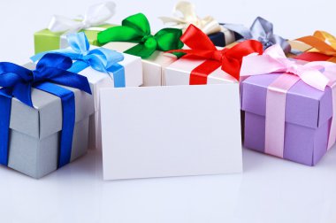 hediye kutuları ile tebrik kartı