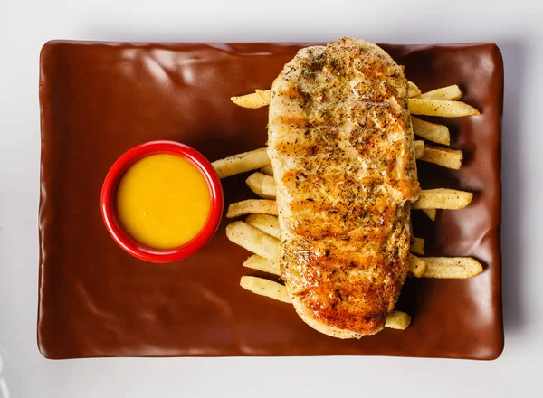 Chicken Steak French Fries Served Honey Mustard Sauce —  Fotos de Stock