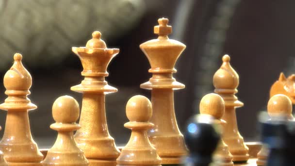 Chess radial dolly track autour de King rigth 