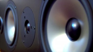 hoparlör iki hızlı döngü