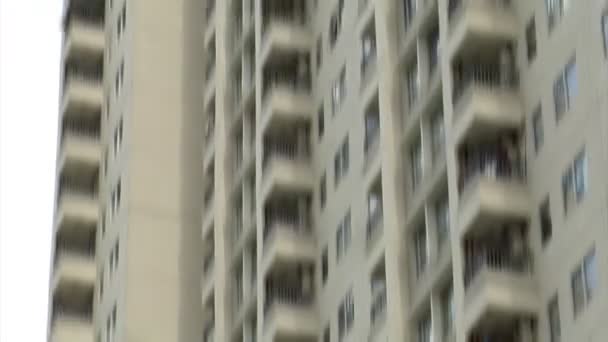 自杀大楼跳 v2 中等 10176 — 图库视频影像
