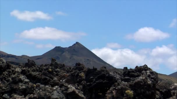 Time lapse over vulcan Timanfaya national park 10494 — Stock Video