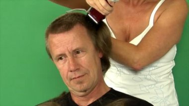 10566 düşen saç kesimi son uzun saç