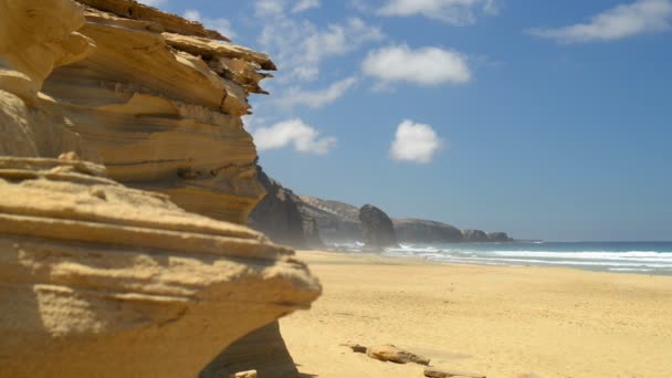 Roque del Morro and sandstone cliff coast wide 11118 — Stock Video
