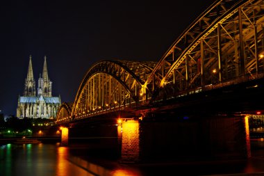 Köln dom ve hautpbanhof