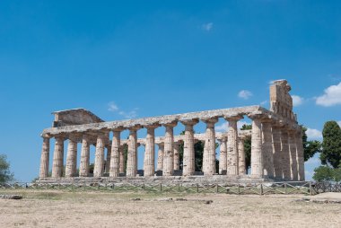 Paestum tapınaklar