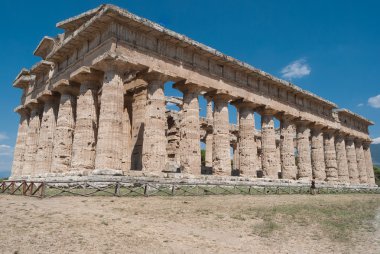 Paestum tapınaklar