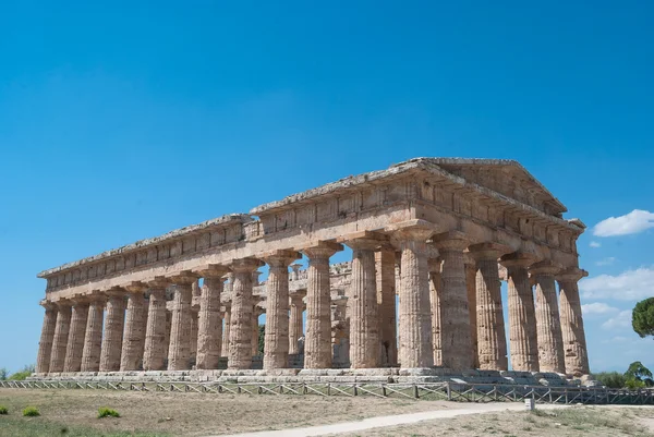 Paestum tapınaklar
