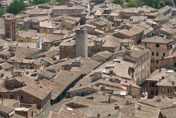 Siena, luchtfoto van mangia de toren — Stockfoto