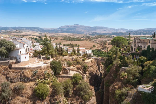 Uma bela paisagem de Ronda, Cidade Pequena na Andaluzia, Espanha — Fotografia de Stock