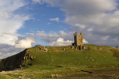 dunstanburgh Kalesi