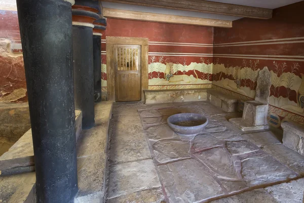 Αίθουσα του θρόνου του ανακτόρου Κνωσού στην Κρήτη Royalty Free Εικόνες Αρχείου