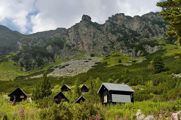 Maliovitza pico e a casa de descanso Maliovitza — Fotografia de Stock