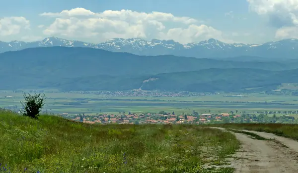 Plana gór i pięknej miejscowości alino — Zdjęcie stockowe