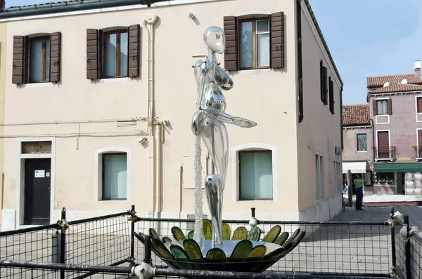 "Standart" tarafından denise gemin, murano cam heykel — Stok fotoğraf