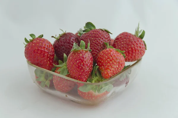 Strawberries with leaves — Stock Photo, Image