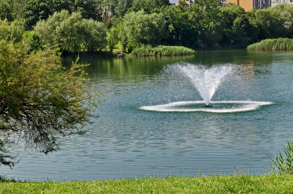 Spring Panorama Part Residential Area Lake Fountain Drujba Sofia Bulgaria — Fotografia de Stock