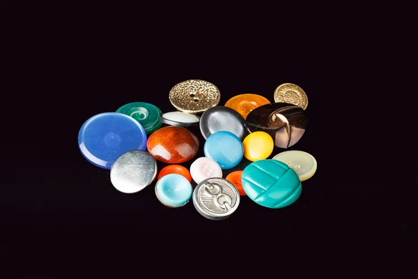 Farklı renkteki düğmeler — Stok fotoğraf