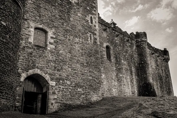 Castle entrance — Stock Photo, Image