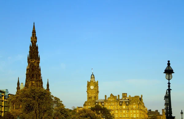 Monumentet i edinburgh Skottland — Stockfoto