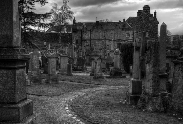 Old Spooky Graveyard — Stock Photo, Image