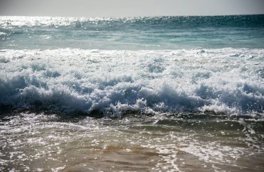 Okyanustaki dalgalar