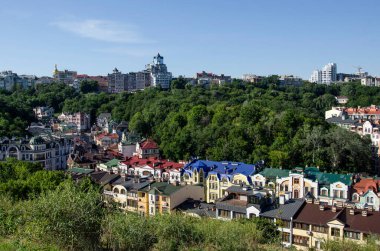 Panorama Yazı Ukrayna 'daki eski şehir Kyiv' in güzel manzarası
