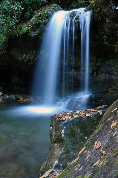 Grotte stürzt ein — Stockfoto