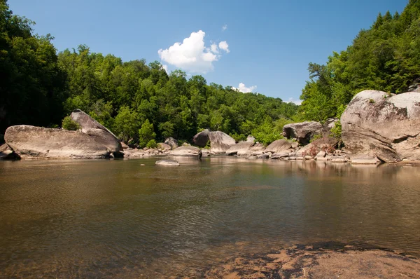 Sperriger Fluss — Stockfoto