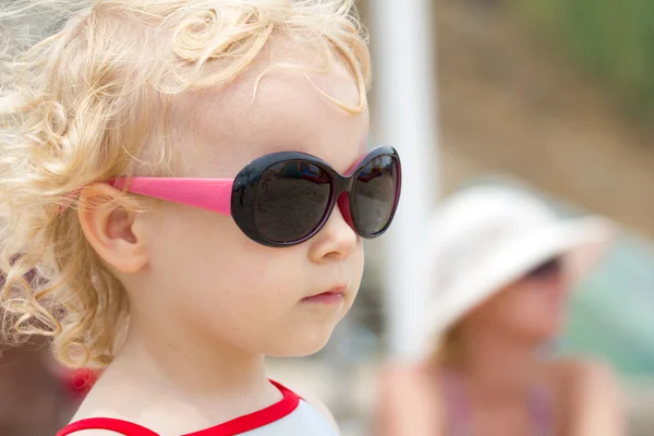 Little two ears girl in fashionable sunglasses — Stock Photo, Image