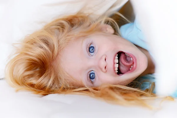 Criança alegre — Fotografia de Stock